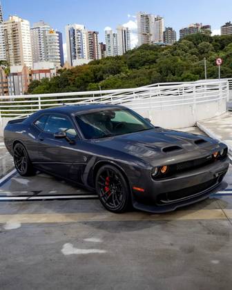 DODGE CHALLENGER 6.2 V8 HEMI GASOLINA SRT JAILBREAK TORQUEFLITE DODGE CHALLENGER 6.2 V8 HEMI GASOLINA SRT JAILBREAK TORQUEFLITE